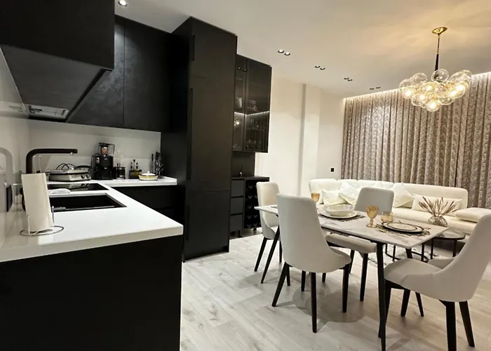 Loui Tirana Lejlighed