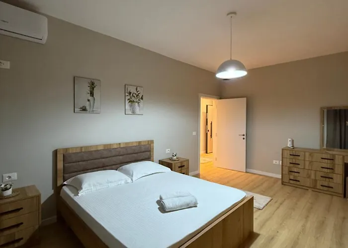 Lejlighed Loui Tirana