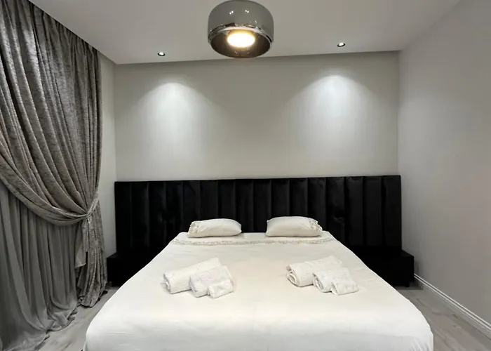 Loui Tirana Lejlighed *