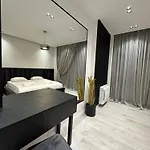 Loui Tirana 公寓