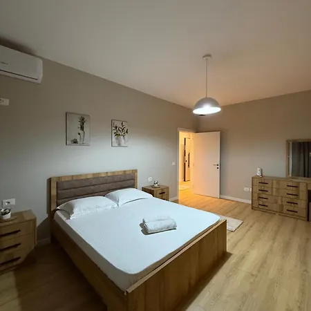 Apartment Loui Tirana