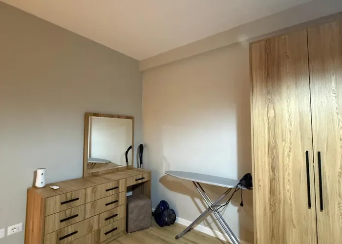 Loui Tirana Apartament Kashari